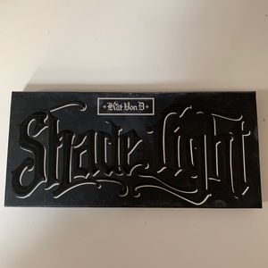 KAT VON D SHADE AND LIGHT PALETTE  (gently used)
